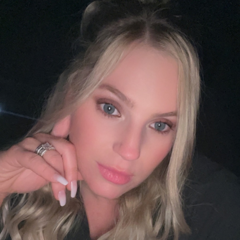 Meet your Posher, Brittany